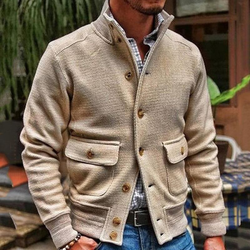 Stylische Herren Strickjacke – komfortabel und modern, ideal für Herbst- und Wintertage, mit vielseitigem Design und hoher Qualität.