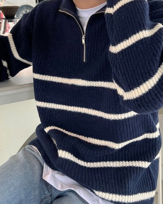 Eleganter Strickpullover für Männer, ideal für Herbst- und Wintertage.