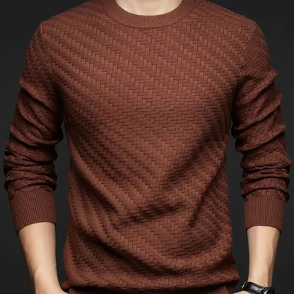 Lässiger Pullover für Männer, ideal für Herbst- und Wintertage, kombiniert Komfort mit einem trendigen Look.