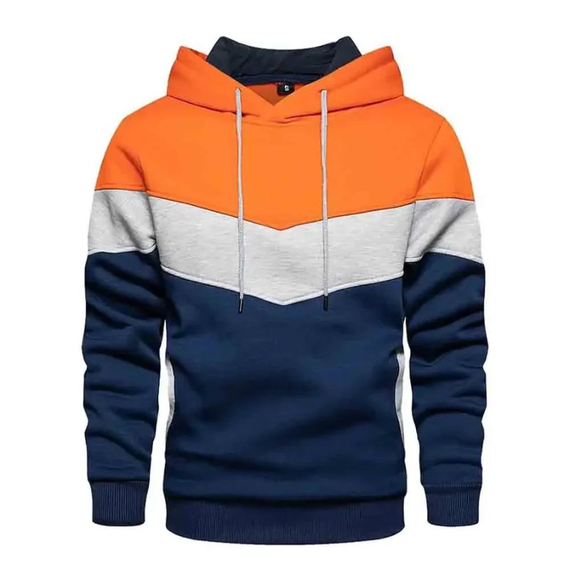 Stylischer Hoodie für Männer, perfekt für kühle Herbst- und Wintertage.